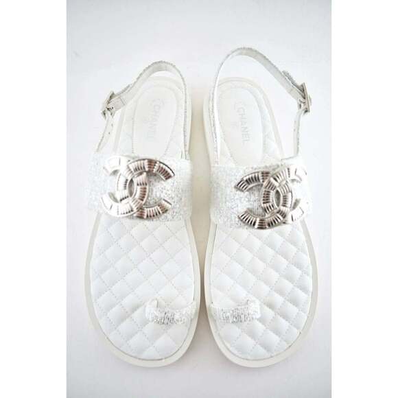 Chanel 19C White Silver Fantasy Fabric CC Logo Ankle Strap Toe Sandal Flat 40.5c - Picture 1 of 12